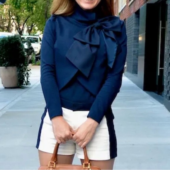 Alice + Olivia cropped navy jacket with bow tie. Size S - Picture 10 of 12